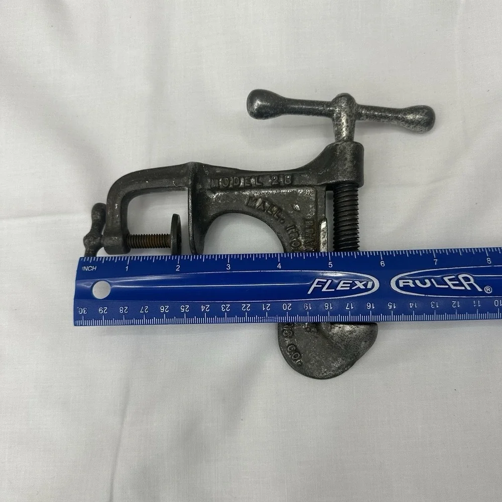 VTG Perfection Nut Cracker Branford Conn. Cast Iron Model 28 Table Counter Mount